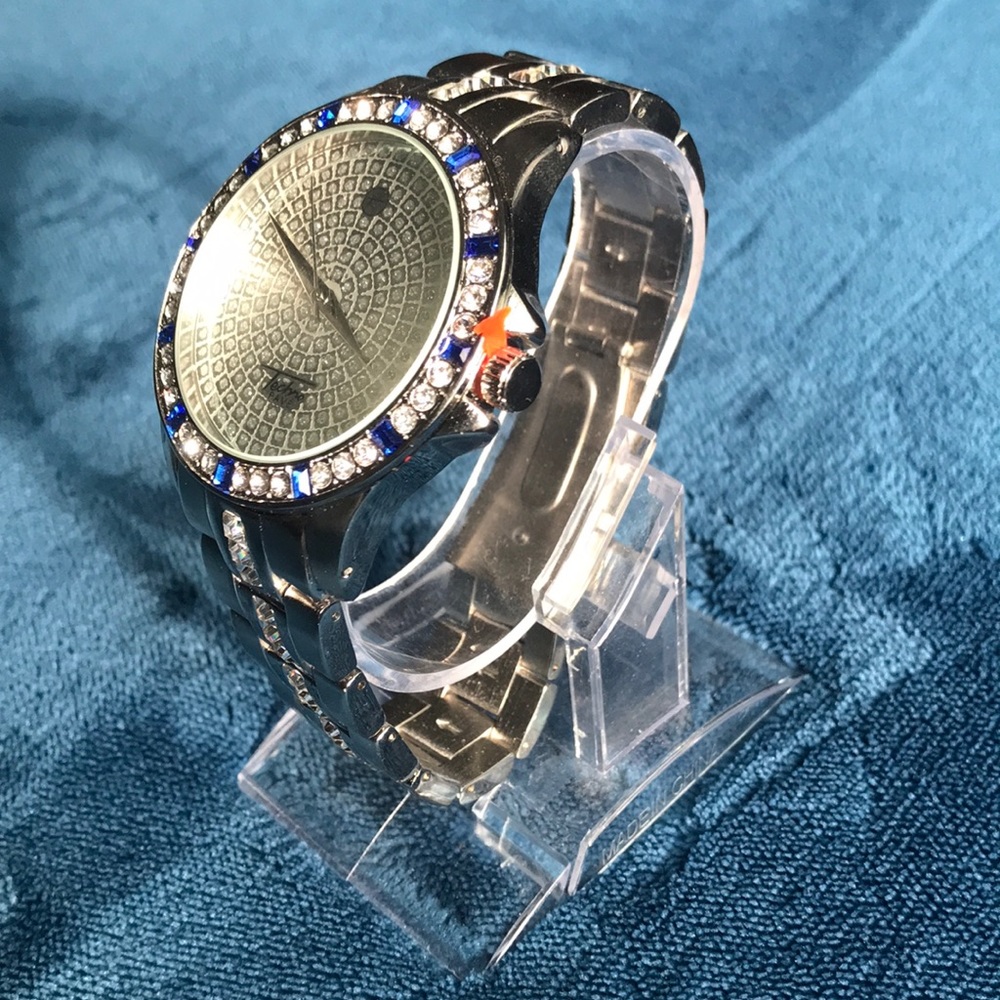 Watch - Picture 2 of 2